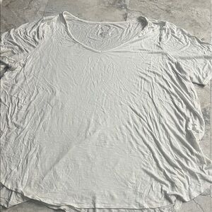 Maurices Cream Short Sleeve V-Neck Tee